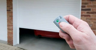 Купить автоматику для рулонных ворот Белореченск, цена от 2806 руб.